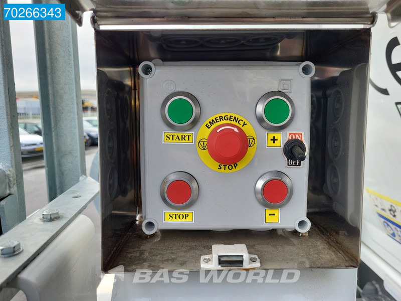 Leasing of Mercedes-Benz Arocs 4140 8X4 NEW 10m3 Remmel Mixer Automatic Euro 3 Mercedes-Benz Arocs 4140 8X4 NEW 10m3 Remmel Mixer Automatic Euro 3: picture 6