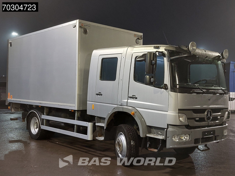 Mercedes-Benz Atego 1429 Atego 4X4 4x4 Crewcab 1500 kg Zepro Ladebordwand Steel suspension Manual Euro 5 - Box truck: picture 3 Mercedes-Benz Atego 1429 Atego 4X4 4x4 Crewcab 1500 kg Zepro Ladebordwand Steel suspension Manual Euro 5 - Box truck: picture 3