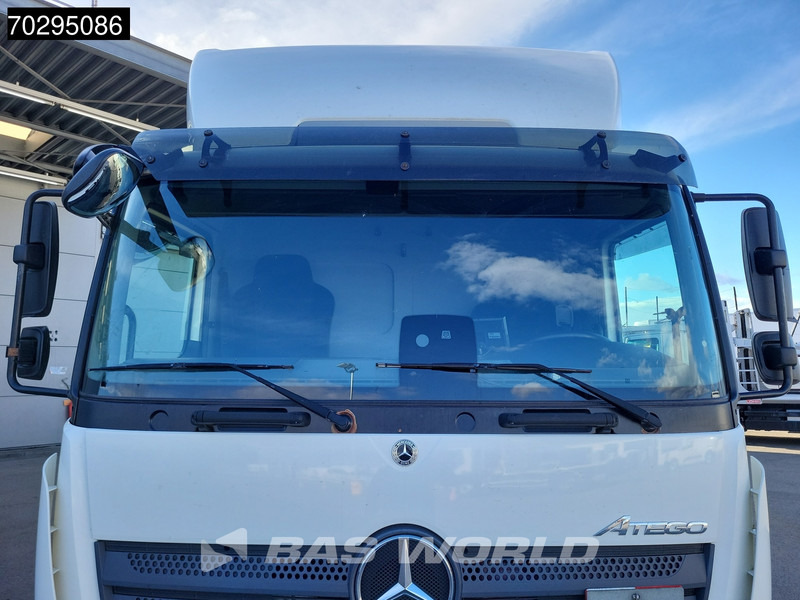 Box truck Mercedes-Benz Atego 818 4X2 8tonner Automatic 1500kg Ladebordwand Euro 6: picture 9