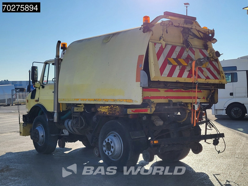 Mercedes-Benz Unimog 1650 4X4 Assaloni Vaccuum truck 4x4 Railway Manual Euro 2 - Vacuum truck: picture 2 Mercedes-Benz Unimog 1650 4X4 Assaloni Vaccuum truck 4x4 Railway Manual Euro 2 - Vacuum truck: picture 2