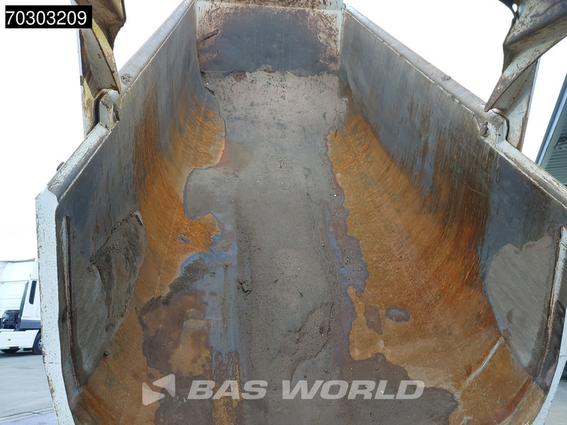 Renault K 460 8X4 17m3 Meiller tipper Steel suspension Big-Axle Automatic Euro 6 - Tipper: picture 3 Renault K 460 8X4 17m3 Meiller tipper Steel suspension Big-Axle Automatic Euro 6 - Tipper: picture 3