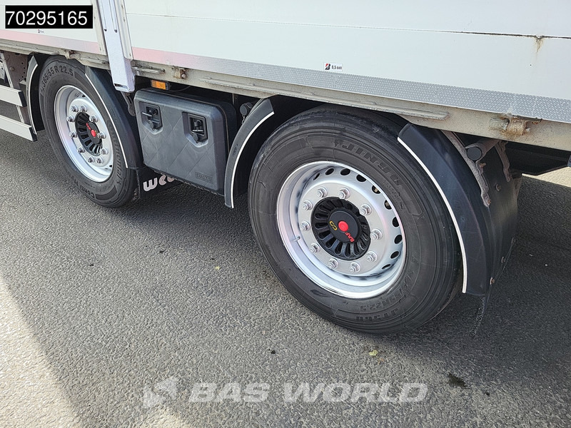Dropside/ Flatbed truck Renault T 440 6X2 750cm box Lift-Axle Automatic ADR Euro 6: picture 19