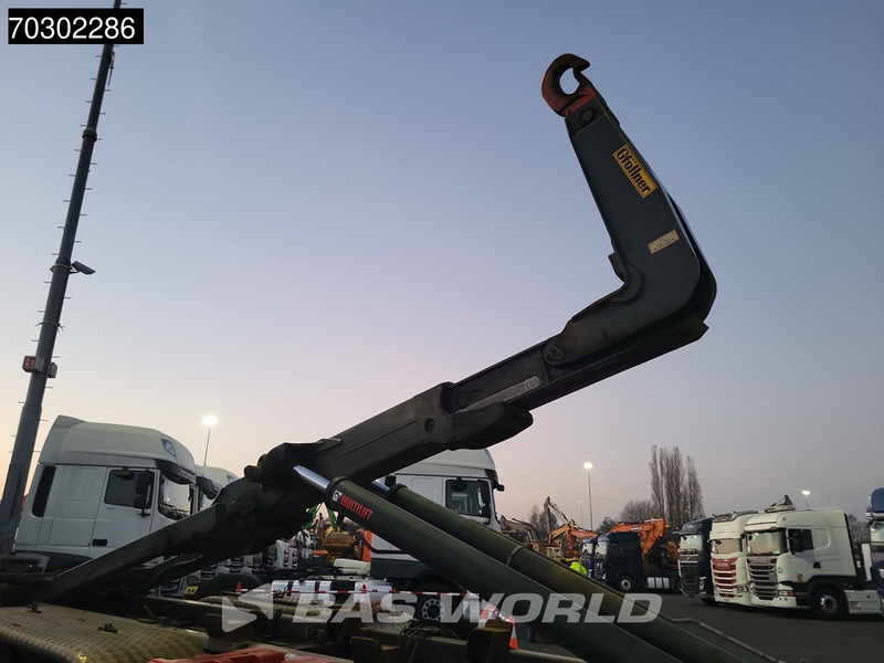 Scania G450 6X2 HIAB XR21Z59 containersystem 3-pedals Retarder Lift-Axle Euro 6 - Hook lift truck: picture 3 Scania G450 6X2 HIAB XR21Z59 containersystem 3-pedals Retarder Lift-Axle Euro 6 - Hook lift truck: picture 3