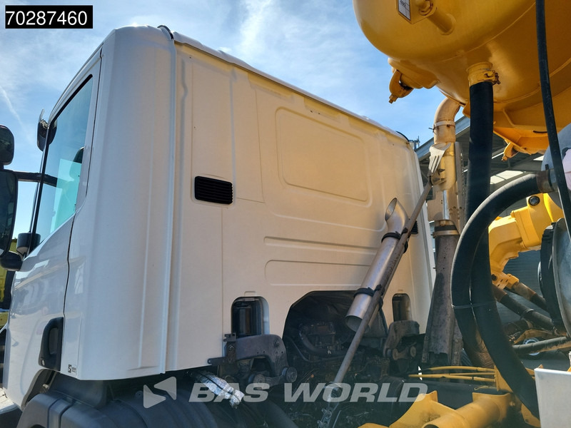 Concrete mixer truck Scania P410 8X4 9m3 Liebherr mixer 3-Pedals Steering axle Big-Axle Euro 6: picture 10