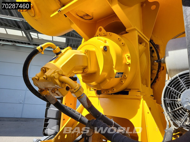 Concrete mixer truck Scania P410 8X4 9m3 Liebherr mixer 3-Pedals Steering axle Big-Axle Euro 6: picture 14