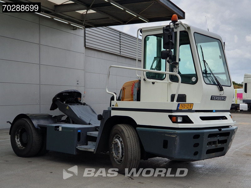 Terberg YT 222 4X2 NL-Truck Big-Axle - Terminal tractor: picture 3 Terberg YT 222 4X2 NL-Truck Big-Axle - Terminal tractor: picture 3