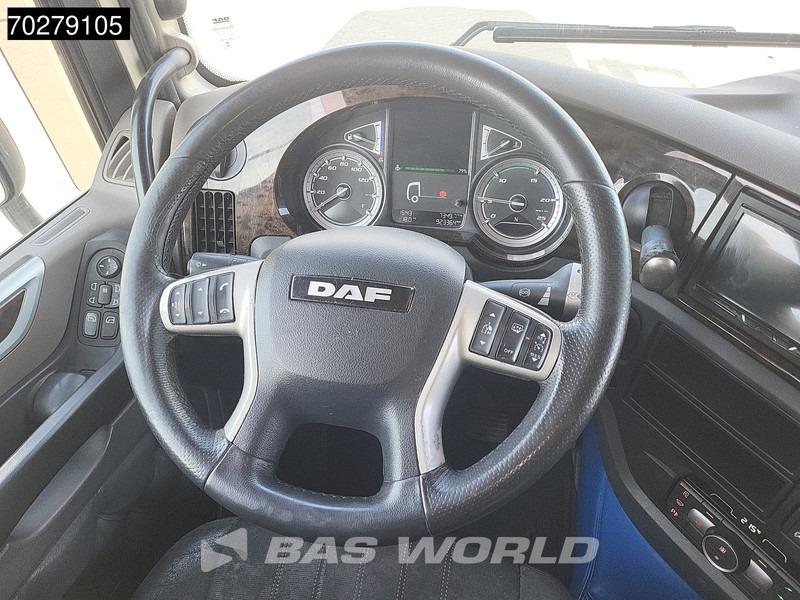 Interior photo 2: Tractor unit DAF XF 450 4X2 NL-Truck 2x Tanks Standklima