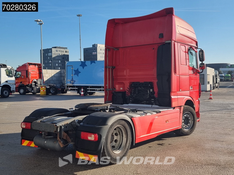 Tractor unit DAF XF 460 4X2 SSC Retarder 2x Tanks Standklima: picture 15