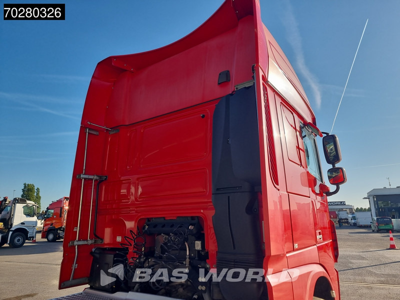 Tractor unit DAF XF 460 4X2 SSC Retarder 2x Tanks Standklima: picture 5