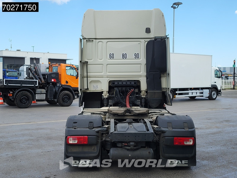 DAF XF 530 4X2 BROKEN ENGINE! Retarder Standklima ACC Euro 6 - Tractor unit: picture 3 DAF XF 530 4X2 BROKEN ENGINE! Retarder Standklima ACC Euro 6 - Tractor unit: picture 3