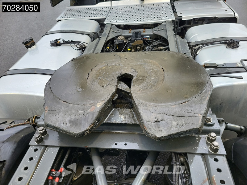 Tractor unit DAF XF 530 4X2 SSC Retarder 2x Tanks Standklima ACC Euro 6: picture 14