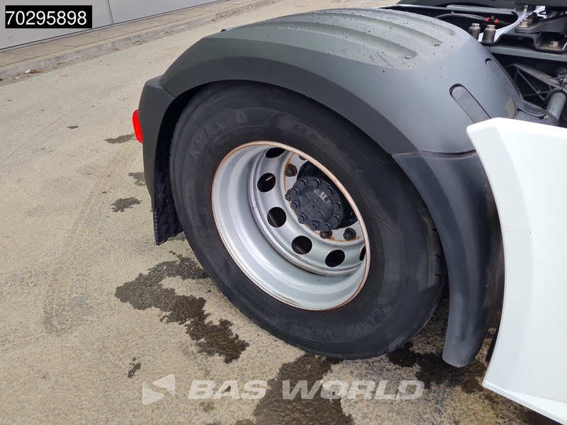 Tractor unit DAF XG+ 530 4X2 Retarder 2xTanks Standklima: picture 18