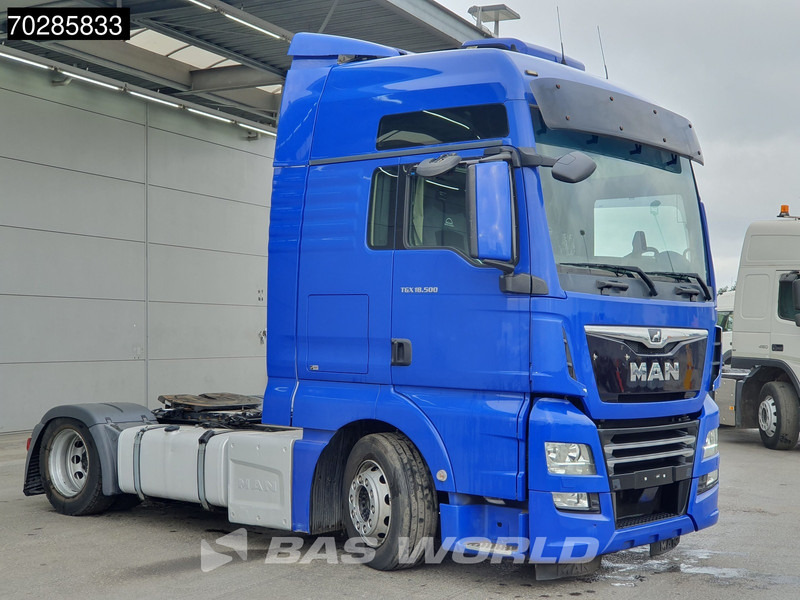 MAN TGX 18.500 4X2 XXL Mega Retarder 2xTanks Standklima Navi ACC Euro 6 - Tractor unit: picture 3 MAN TGX 18.500 4X2 XXL Mega Retarder 2xTanks Standklima Navi ACC Euro 6 - Tractor unit: picture 3