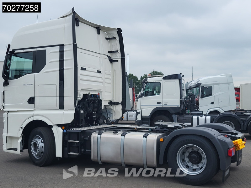 MAN TGX 18.520 4X2 NEW! GX Retarder 2x Tanks Standklima ACC - Tractor unit: picture 2 MAN TGX 18.520 4X2 NEW! GX Retarder 2x Tanks Standklima ACC - Tractor unit: picture 2