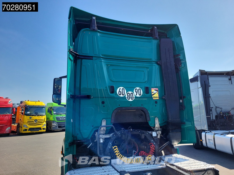Mercedes-Benz Actros 1843 Actros 4X2 StreamSpace Euro 6 - Tractor unit: picture 5 Mercedes-Benz Actros 1843 Actros 4X2 StreamSpace Euro 6 - Tractor unit: picture 5
