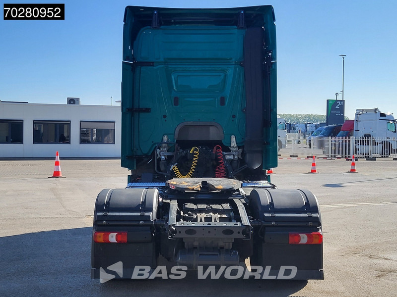 Mercedes-Benz Actros 1843 Actros 4X2 StreamSpace Euro 6 - Tractor unit: picture 3 Mercedes-Benz Actros 1843 Actros 4X2 StreamSpace Euro 6 - Tractor unit: picture 3