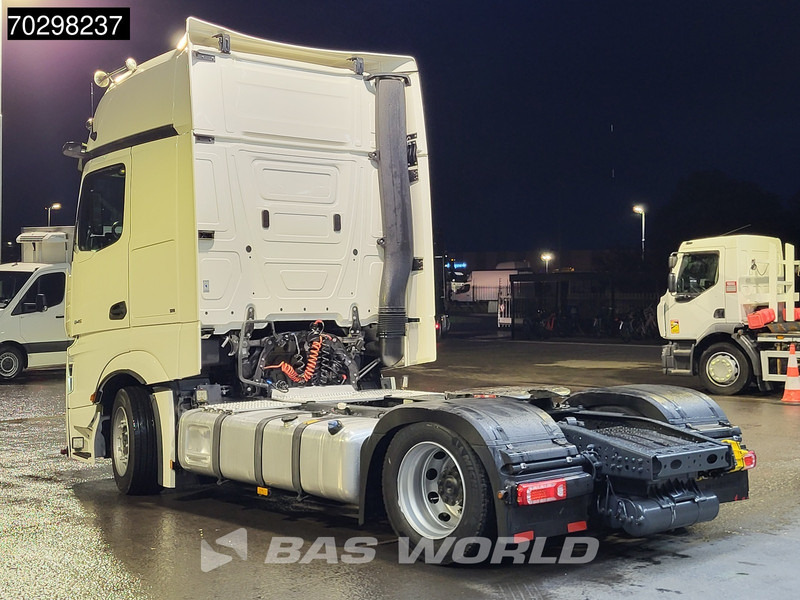 Mercedes-Benz Actros 1845 4X2 Retarder Mega 2xTanks Standklima Xenon Navi ACC Euro 6 - Tractor unit: picture 2 Mercedes-Benz Actros 1845 4X2 Retarder Mega 2xTanks Standklima Xenon Navi ACC Euro 6 - Tractor unit: picture 2