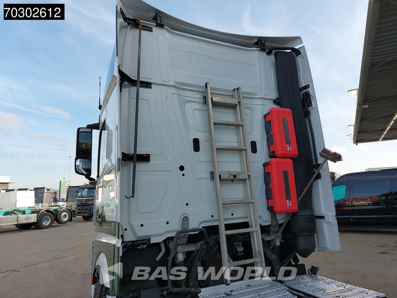 Mercedes-Benz Actros 1848 4X2 Mega GigaSpace 2x Tanks - Tractor unit: picture 5 Mercedes-Benz Actros 1848 4X2 Mega GigaSpace 2x Tanks - Tractor unit: picture 5