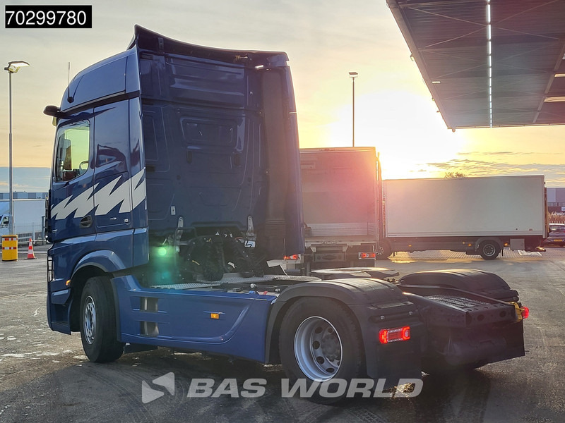 Mercedes-Benz Actros 1851 4X2 BigSpace Retarder 2x Tanks Full-Air Standklima - Tractor unit: picture 2 Mercedes-Benz Actros 1851 4X2 BigSpace Retarder 2x Tanks Full-Air Standklima - Tractor unit: picture 2