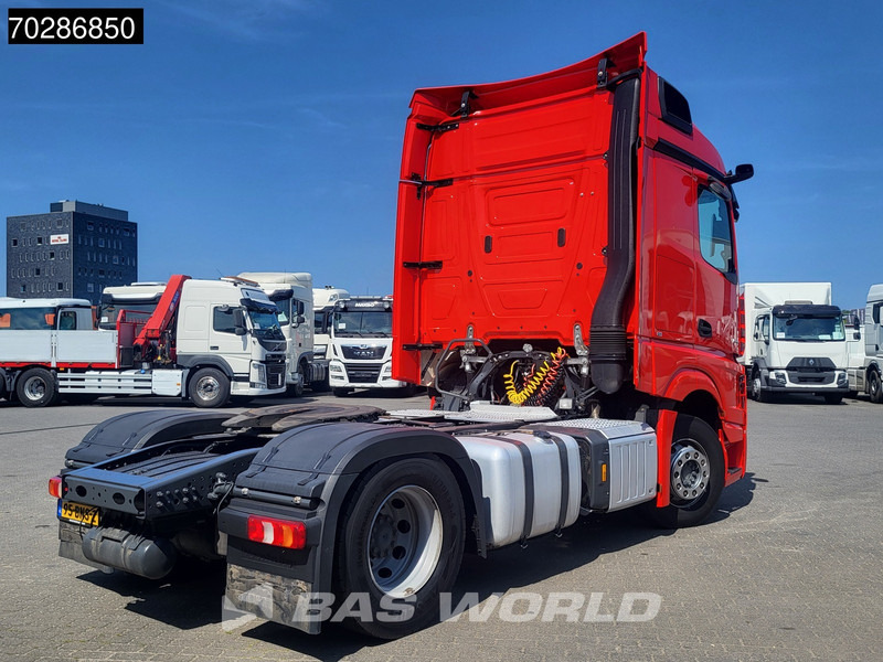 Mercedes-Benz Actros 1942 4X2 NL-Truck StreamSpace 2x Tanks MirrorCam - Tractor unit: picture 5 Mercedes-Benz Actros 1942 4X2 NL-Truck StreamSpace 2x Tanks MirrorCam - Tractor unit: picture 5