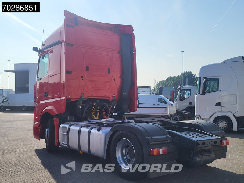Mercedes-Benz Actros 1942 4X2 NL-Truck StreamSpace 2x Tanks MirrorCam - Tractor unit: picture 2 Mercedes-Benz Actros 1942 4X2 NL-Truck StreamSpace 2x Tanks MirrorCam - Tractor unit: picture 2