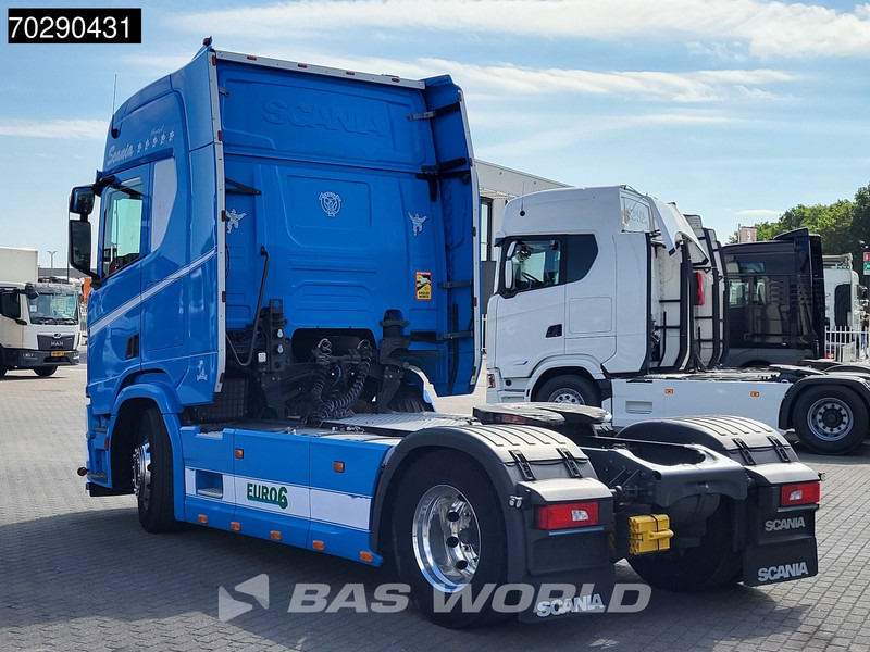 Scania R450 R 4X2 Retarder Standairco ACC Euro 6 - Tractor unit: picture 2 Scania R450 R 4X2 Retarder Standairco ACC Euro 6 - Tractor unit: picture 2