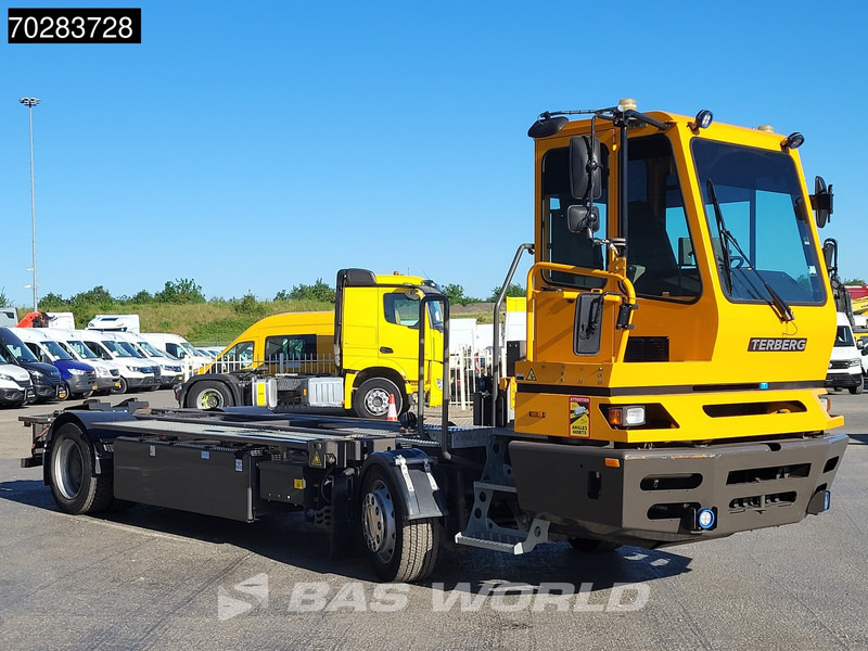 Tractor unit Terberg BC182 4X2 Low hours! Big-Axle Full-Air Drumbrakes Euro 3: picture 7