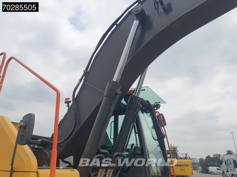 Crawler excavator Volvo EC220 E L Select: picture 9 Crawler excavator Volvo EC220 E L Select: picture 9