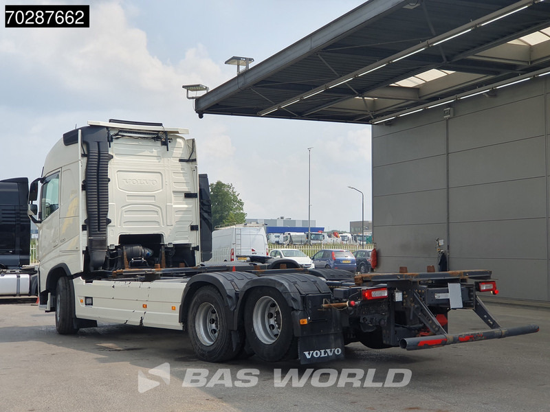 Volvo FH 500 FH 6X2 BDF Liftaxle Automatic Xenon Navi ACC Euro 6 - Container transporter/ Swap body truck: picture 2 Volvo FH 500 FH 6X2 BDF Liftaxle Automatic Xenon Navi ACC Euro 6 - Container transporter/ Swap body truck: picture 2