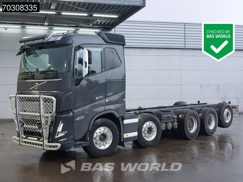 Volvo FH16 750 FH 10X4 10x4 chassis Big-Axle Full Air suspension Automatic Euro 6 - Cab chassis truck: picture 1 Volvo FH16 750 FH 10X4 10x4 chassis Big-Axle Full Air suspension Automatic Euro 6 - Cab chassis truck: picture 1