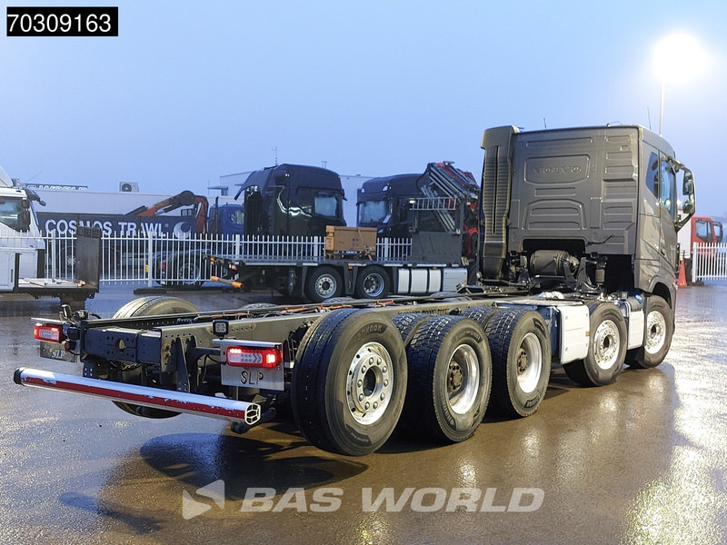 Volvo FH16 750 FH 10X4 10x4 chassis Dynamic-Steering Big-Axle Lift+Lenkachse VEB+ Navi Euro 6 - Cab chassis truck: picture 5 Volvo FH16 750 FH 10X4 10x4 chassis Dynamic-Steering Big-Axle Lift+Lenkachse VEB+ Navi Euro 6 - Cab chassis truck: picture 5