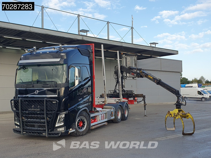 Volvo FH16 750 FH16 6X4 HIAB E96S 79 wood crane Retarder Dynamic-Steering Big-Axle Euro 6 - Logging truck, Crane truck: picture 5 Volvo FH16 750 FH16 6X4 HIAB E96S 79 wood crane Retarder Dynamic-Steering Big-Axle Euro 6 - Logging truck, Crane truck: picture 5