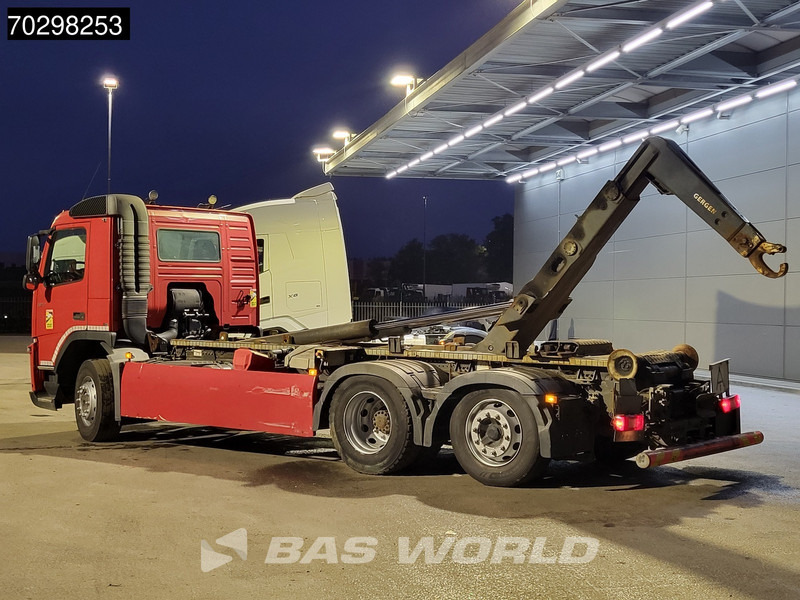 Volvo FM 370 6X2 21t Hooklift Lift Axle Automatic Euro 5 - Hook lift truck: picture 2 Volvo FM 370 6X2 21t Hooklift Lift Axle Automatic Euro 5 - Hook lift truck: picture 2