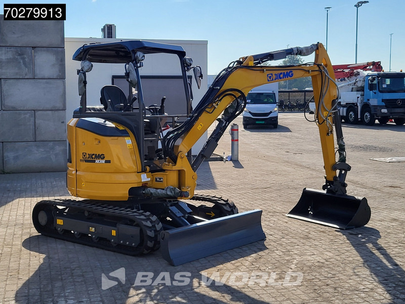 New Mini excavator XCMG XE35 E FACTORY WARRANTY - CW/3 BUCKETS - YANMAR ENGINE: picture 10