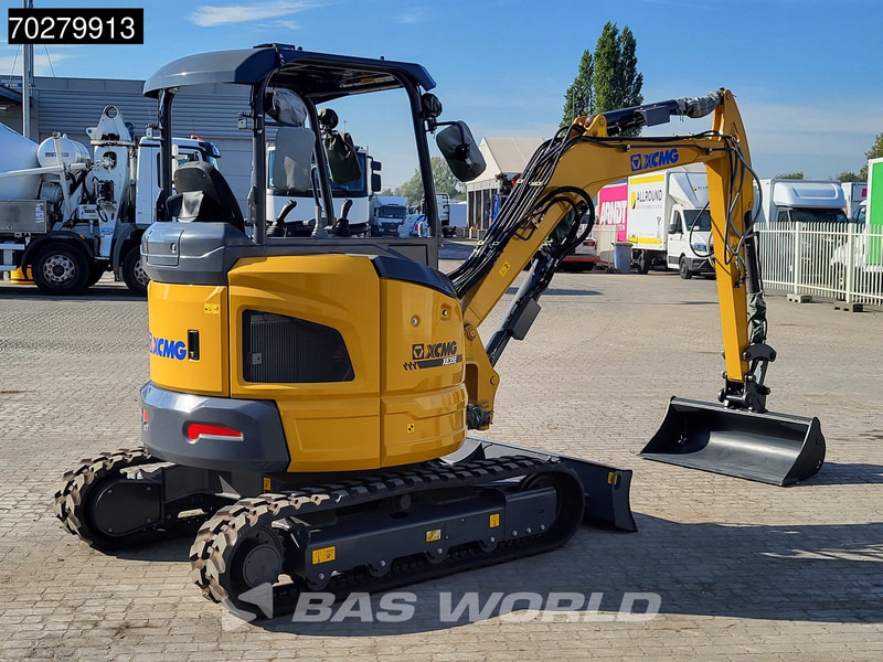 New Mini excavator XCMG XE35 E FACTORY WARRANTY - CW/3 BUCKETS - YANMAR ENGINE: picture 7