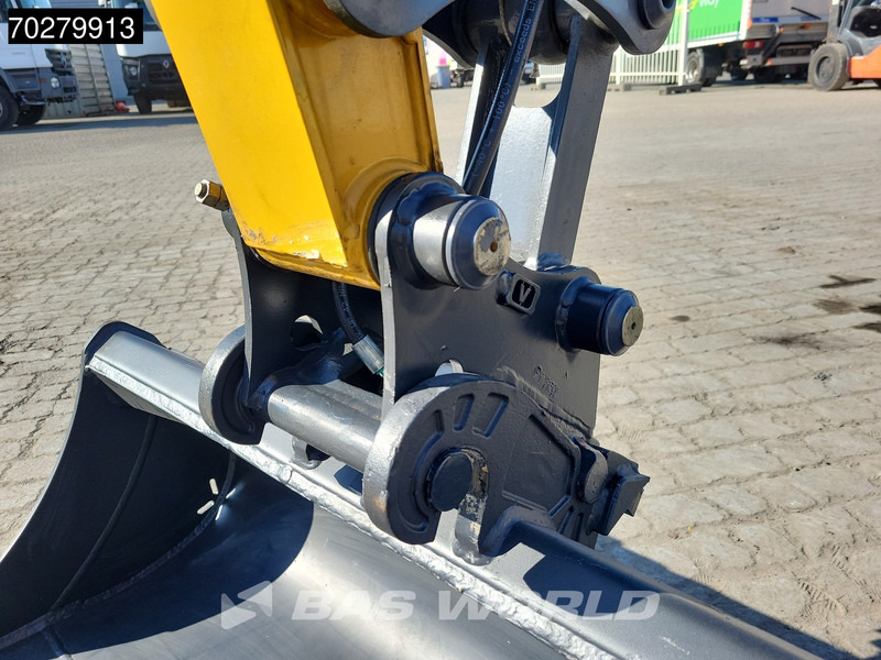 New Mini excavator XCMG XE35 E FACTORY WARRANTY - CW/3 BUCKETS - YANMAR ENGINE: picture 16