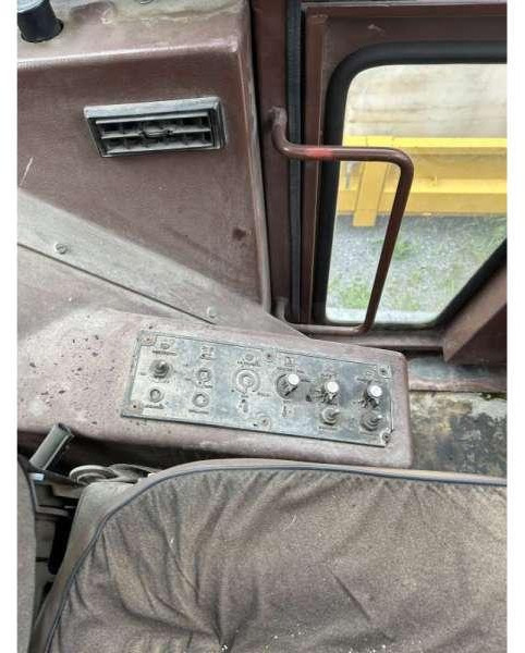 Wheel loader Case W14: picture 22