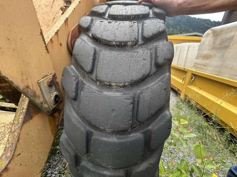 Wheel loader Case W14: picture 15