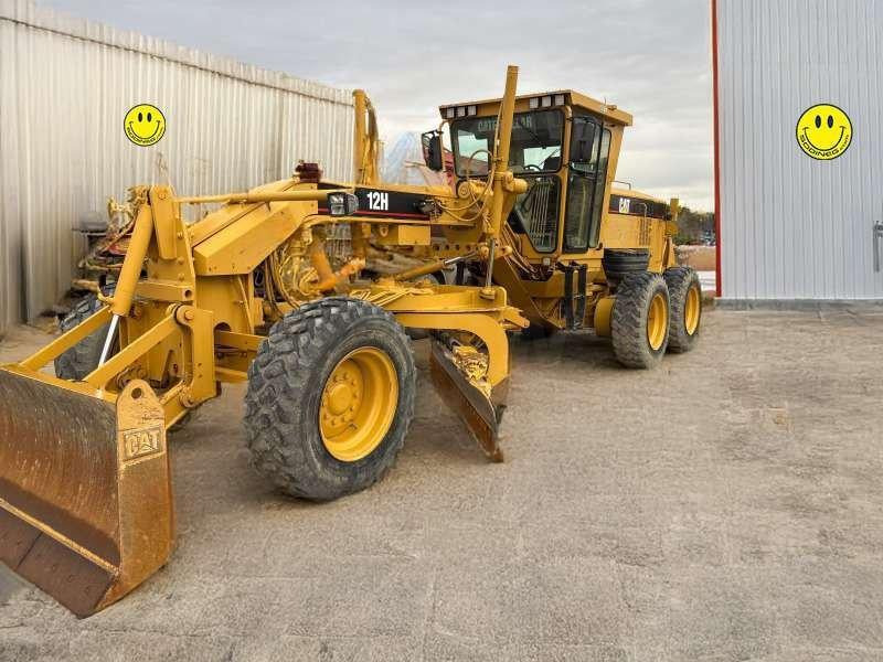 Caterpillar 12H - Grader: picture 1 Caterpillar 12H - Grader: picture 1