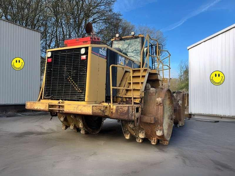 Caterpillar 826GII - Compactor: picture 5 Caterpillar 826GII - Compactor: picture 5