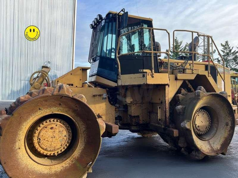 Caterpillar 826GII - Compactor: picture 1 Caterpillar 826GII - Compactor: picture 1
