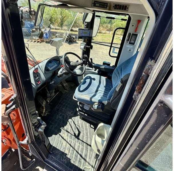 Hitachi ZW180-6 - Wheel loader: picture 4 Hitachi ZW180-6 - Wheel loader: picture 4