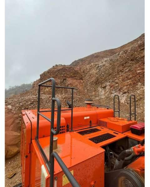 Hitachi ZX670LCH-3 - Crawler excavator: picture 4 Hitachi ZX670LCH-3 - Crawler excavator: picture 4
