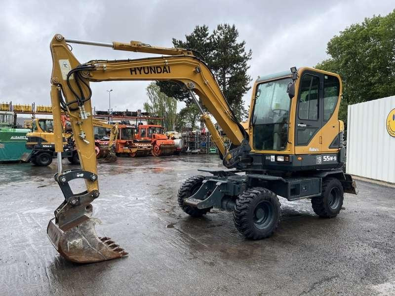 Hyundai ROBEX 55W-9 / R55W-9 - Wheel excavator: picture 3 Hyundai ROBEX 55W-9 / R55W-9 - Wheel excavator: picture 3