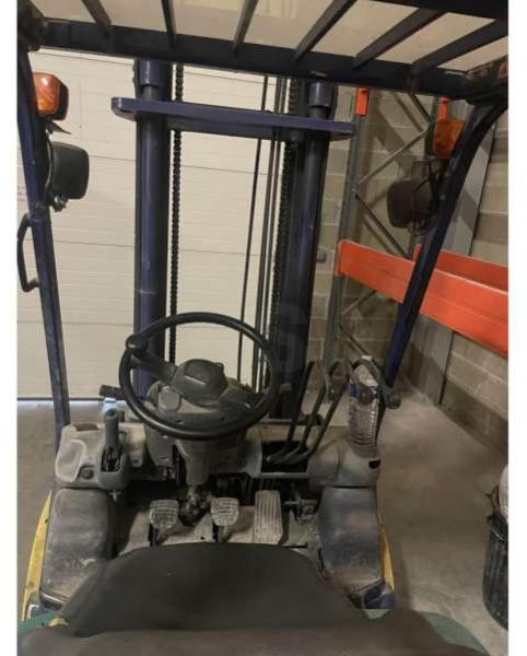 Komatsu FD25T-14 - Diesel forklift: picture 3 Komatsu FD25T-14 - Diesel forklift: picture 3