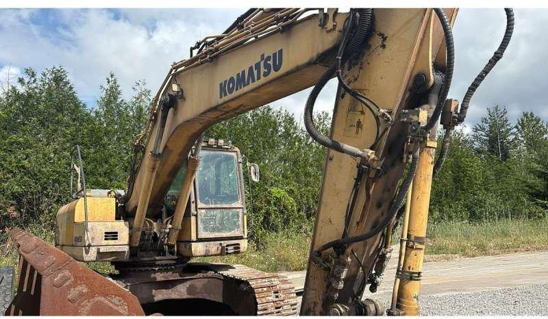 Komatsu PC210-LC8 - Crawler excavator: picture 4 Komatsu PC210-LC8 - Crawler excavator: picture 4