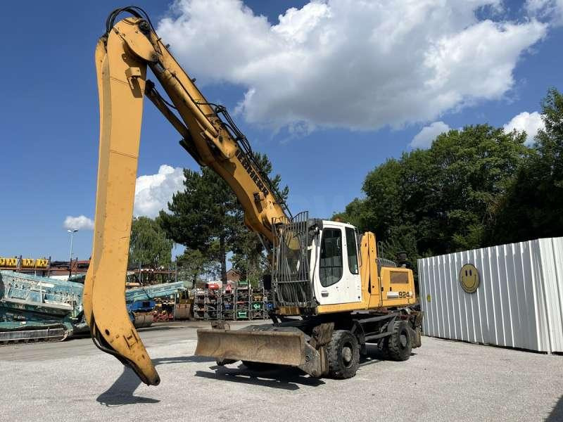 Liebherr A924C LITRONIC - Waste/ Industry handler: picture 5 Liebherr A924C LITRONIC - Waste/ Industry handler: picture 5