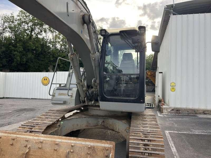 Liebherr R922 - Crawler excavator: picture 3 Liebherr R922 - Crawler excavator: picture 3