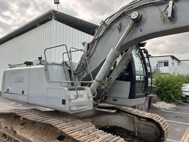 Liebherr R922 - Crawler excavator: picture 5 Liebherr R922 - Crawler excavator: picture 5