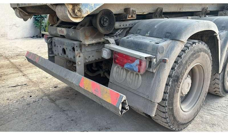 MAN TGS 35.460 8X4 - Hook lift truck: picture 4 MAN TGS 35.460 8X4 - Hook lift truck: picture 4